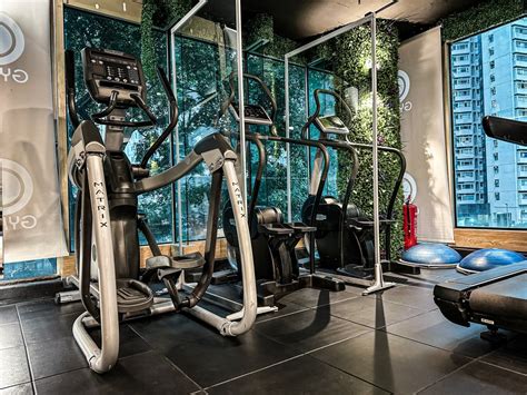 24 hour fitness centers