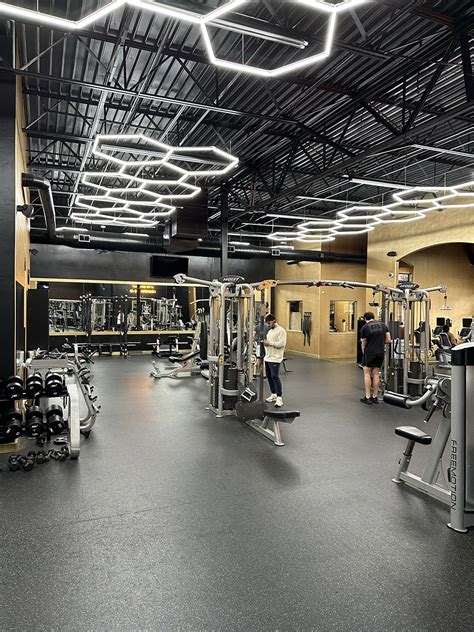 24 hour gym facilities