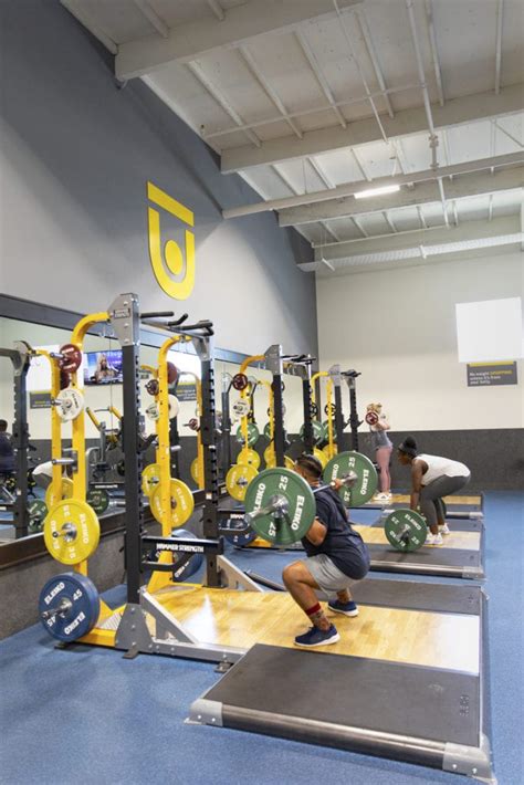 Chuze Fitness Benefits