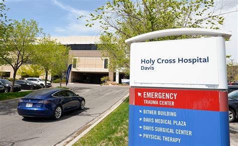 Holy Cross Hospital Overview