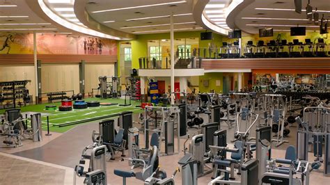 LA Fitness Amenities
