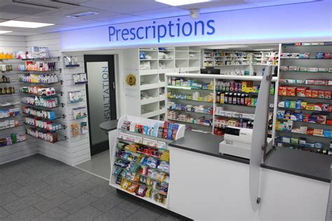 Pharmacies and retailers offering free COVID tests