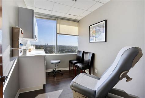 What to Look for in a Dermatologist Office
