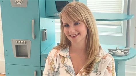 breast reduction self-esteem