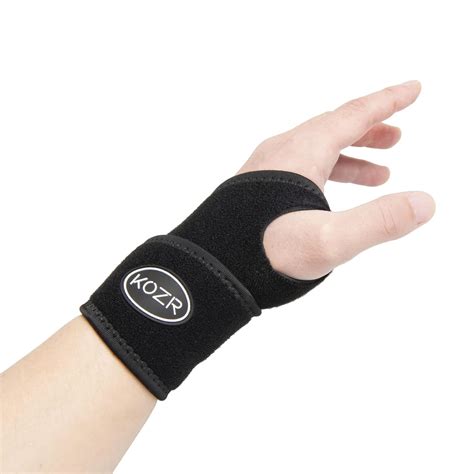 Carpal Tunnel Wrist Splint Application