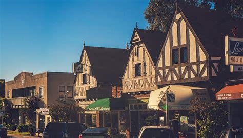 Discovering Oakland's History and Culture