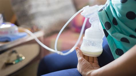 Handling Expressed Breast Milk