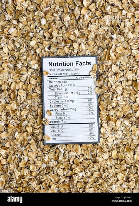nutritional content of raw oats