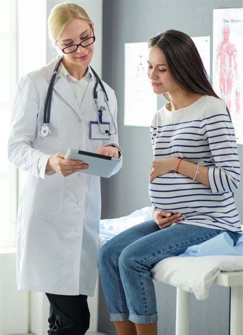 pregnancy doctor
