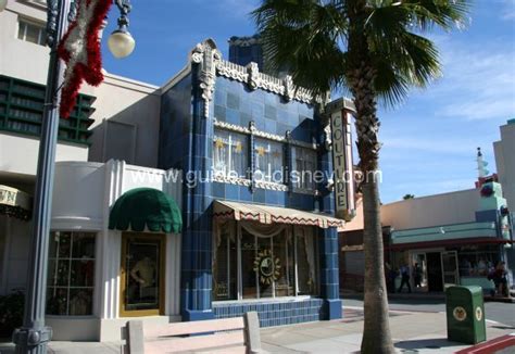 Sunset Blvd Shopping