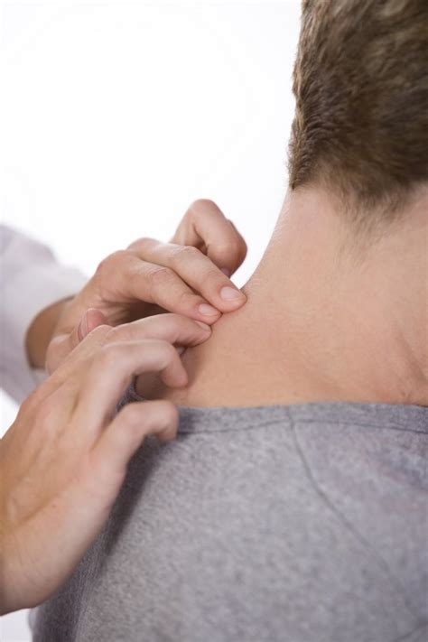 Treatment Options for Neck Pain Under Jaw